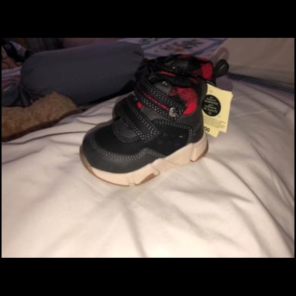 Baby Shoes/ Brand new - Picture 3 of 5